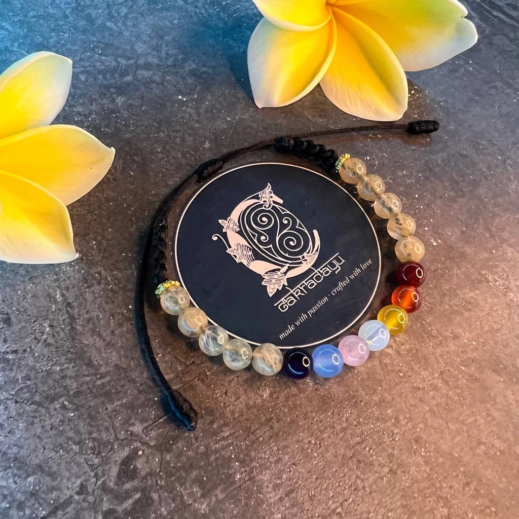7 Chakra Crystal Bracelet with Sedana Hair – Chakra Energy Bracelet for Business Success and Prosperity