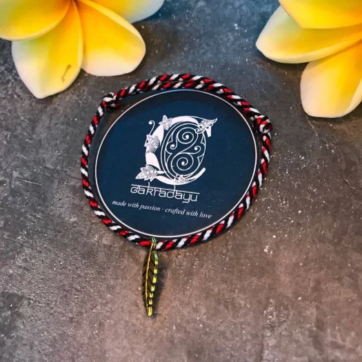Bali Original Special Leaf Pendant Tridatu Bracelet