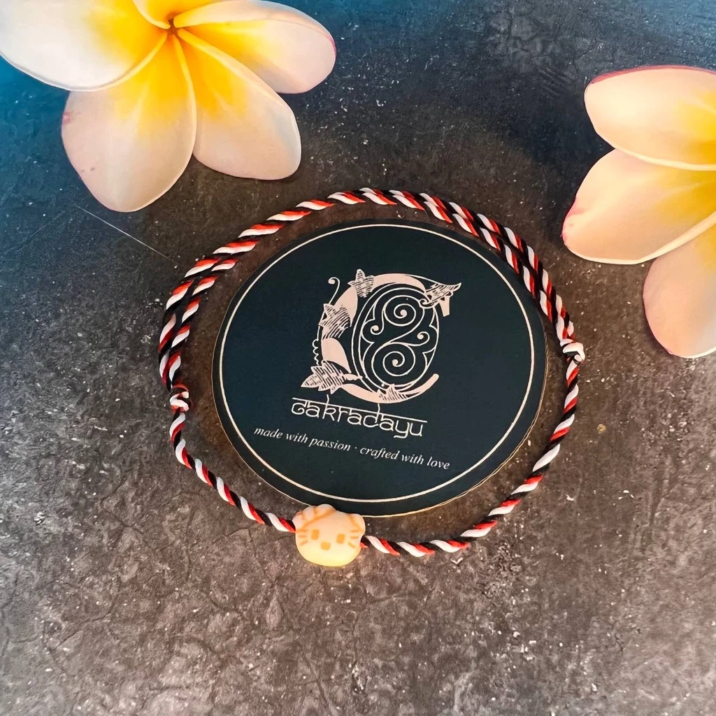 Authentic Bali Sakura Hello Kitty Kids Charm Tridatu Bracelet with Liontin | Nusamade Authentic Bali Sakura Hello Kitty Kids Charm Tridatu Bracelet with Liontin - Image 4