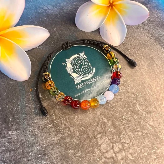 Protection Bracelet with 7 Chakras and Tibetan Crystal – Bracelet for Positive Aura and Safety