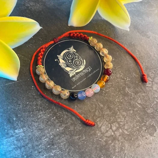 7 Chakra Crystal Bracelet with Serat Sedana Stone and Red Cord – Chakra Energy Bracelet for Prosperity and Harmony