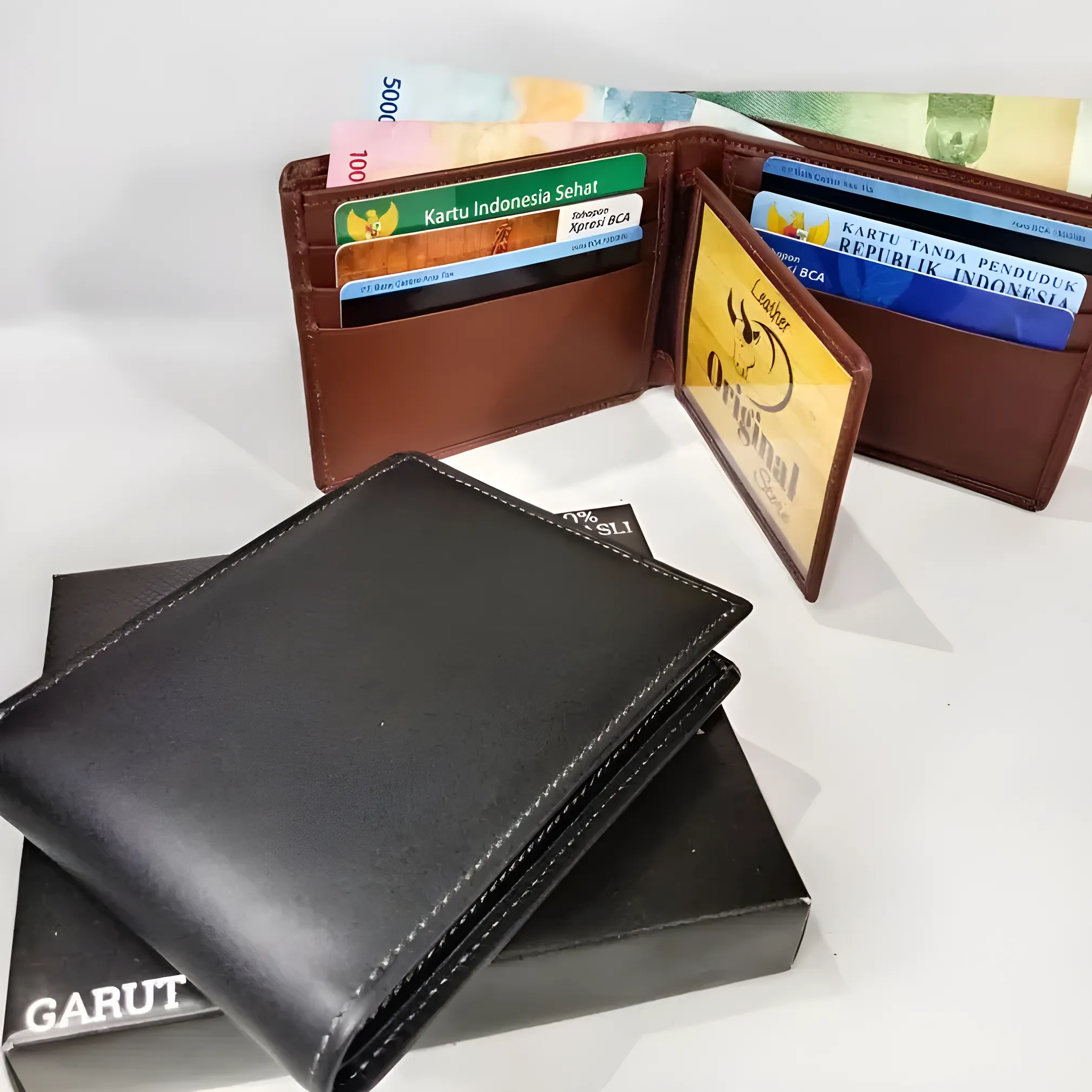 Authentic Men’s Leather Wallet / Genuine Garut Men’s Leather Wallet