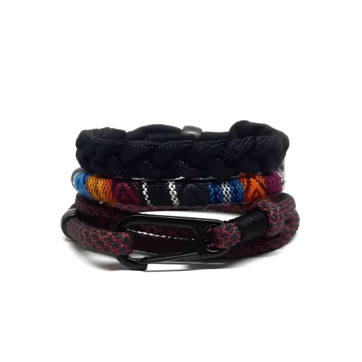 Cool And Affordable Paracord Prusik Bracelet For Men And Women