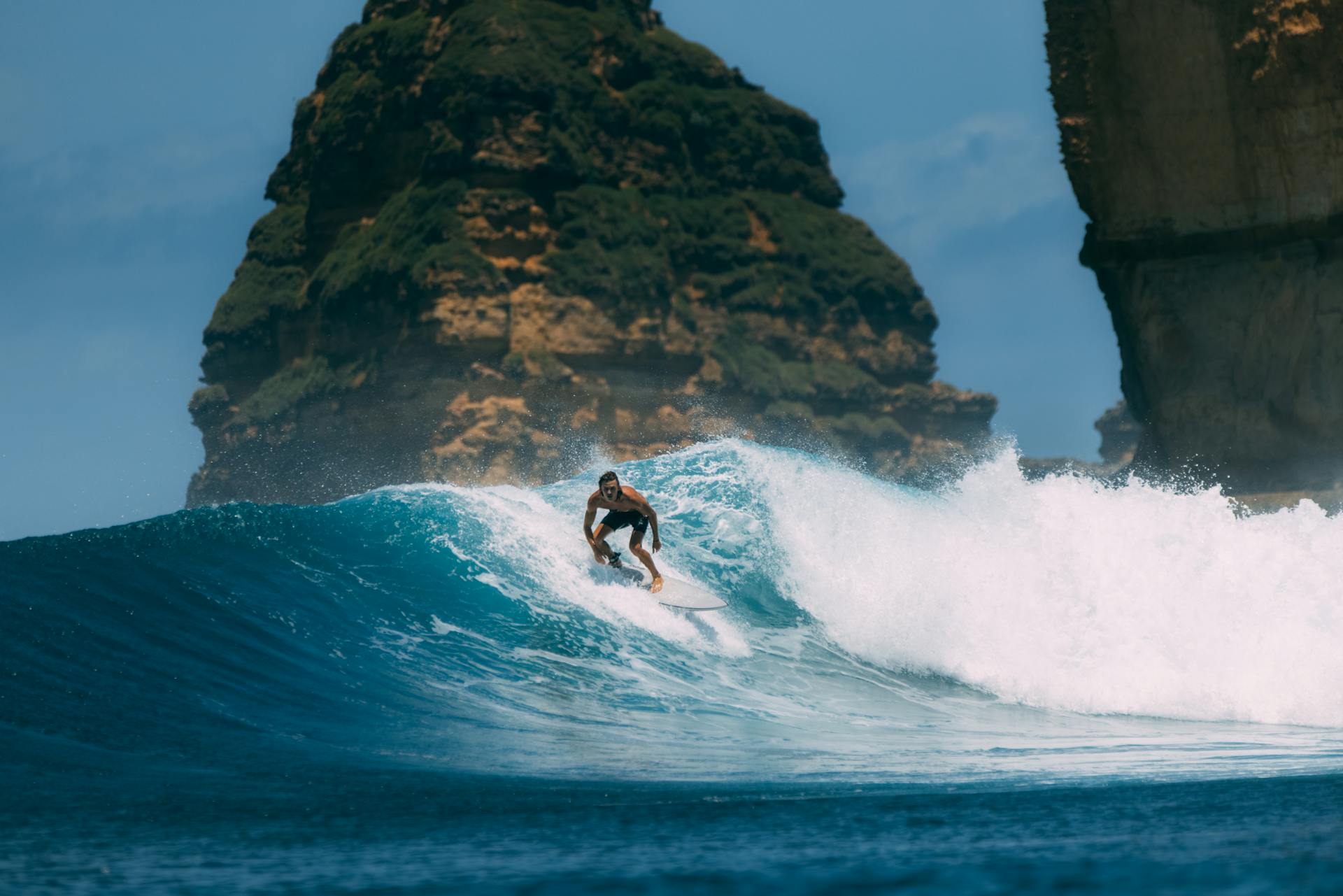 Read more about the article Best Time to Visit Indonesia: Discovering the Ideal Travel Season