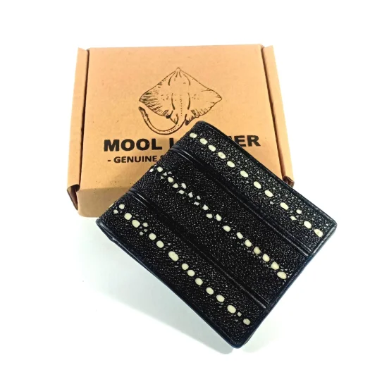 Mool Leather Men’s Multi-Spine Stingray Leather Bifold Wallet in Black with Signature Three-Line Spine Detail