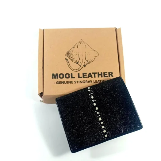 Mool Leather Men’s Multi-Spine Stingray Leather Vertical Bifold Wallet in Black with Spine Detail