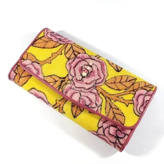 Mool Leather Women’s Hand-Painted Stingray Leather Tri-Fold Wallet Featuring the Mauris Motif