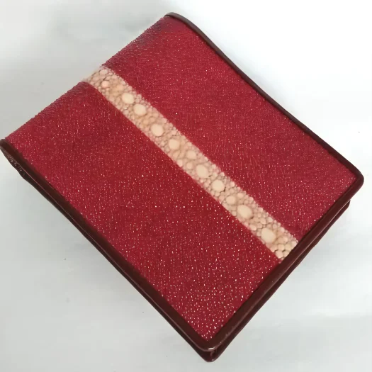 Mool Leather Men’s Multi-Spine Stingray Leather Bifold Wallet in Maroon with Smooth Spine Detail