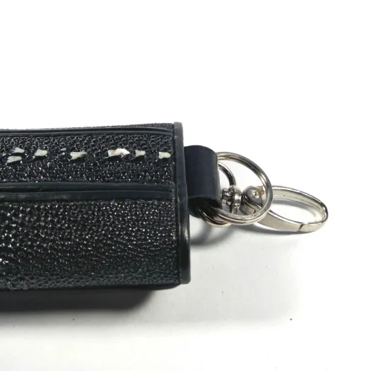 Mool Leather Multi-Spine Stingray Leather Keychain Wallet in Black with Spine Detail