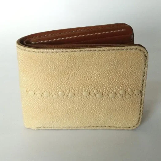 Mool Leather Handmade Men’s Multi-Spine Stingray Leather Bifold Wallet in Natural Tone with Subtle Spine Detail