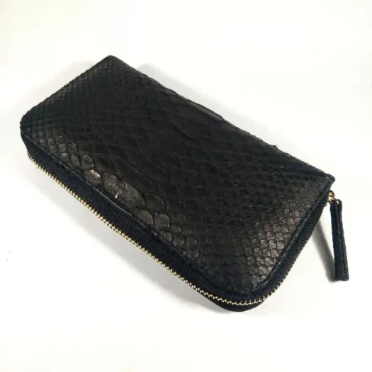 Mool Leather Women’s Python Leather Zip Pouch Wallet in Black