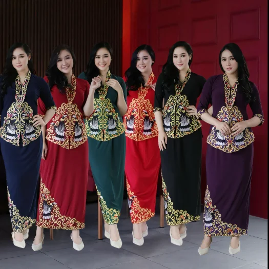 KebayaKNF Elegant Dayak-Inspired Kenyalang Bird Kebaya Set For Graduations And Celebrations