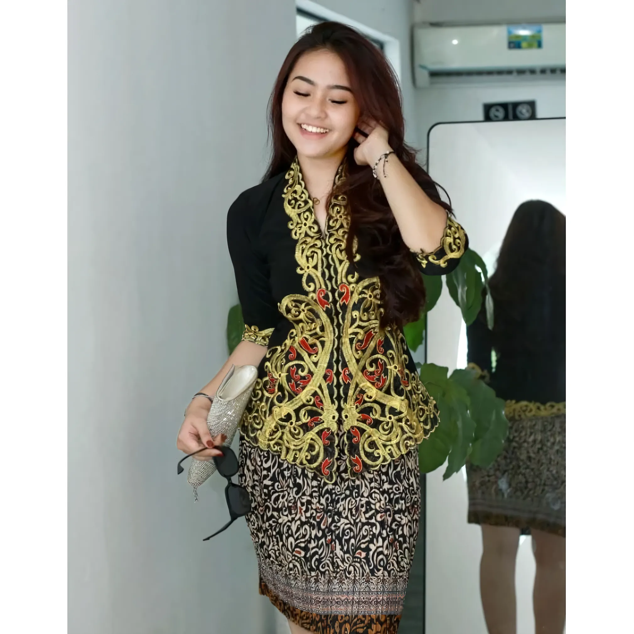 KebayaKNF Modern Borneo Motif Embroidered Stretch Kebaya (Top Only)