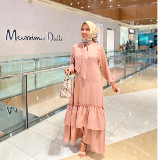 Ainun Dress Santorini Fabric – Elegant & Affordable Women’s Gamis Outfit