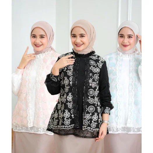 Elegant Women’s Lace Blouse with Full Lining – Luxurious Kebaya Top
