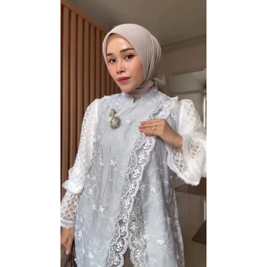 Aruna Tunic Outer – Elegant Women’s Fashion Blouse for Chic Style