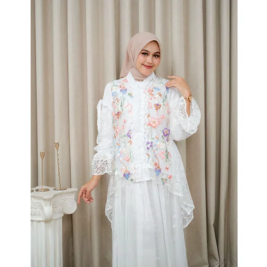 Leslie Modern Brocade Kebaya Tunic – Ideal for Celebrations, Graduations, Engagements, Nursing Friendly