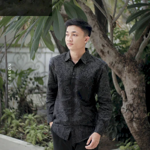 Batik Baron Men’s Slimfit Long Sleeve Premium Batik Shirt with Lining (Cool, Soft Fabric) – Kencono