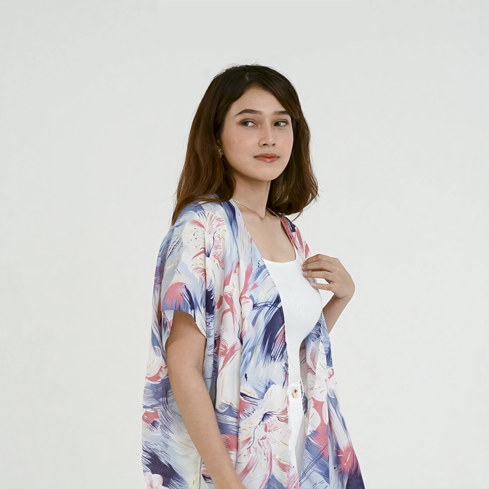 ITSFRIDAY Yareta Premium Women's Outerwear | Nusamade ITSFRIDAY Yareta Premium Women's Outerwear - Image 2
