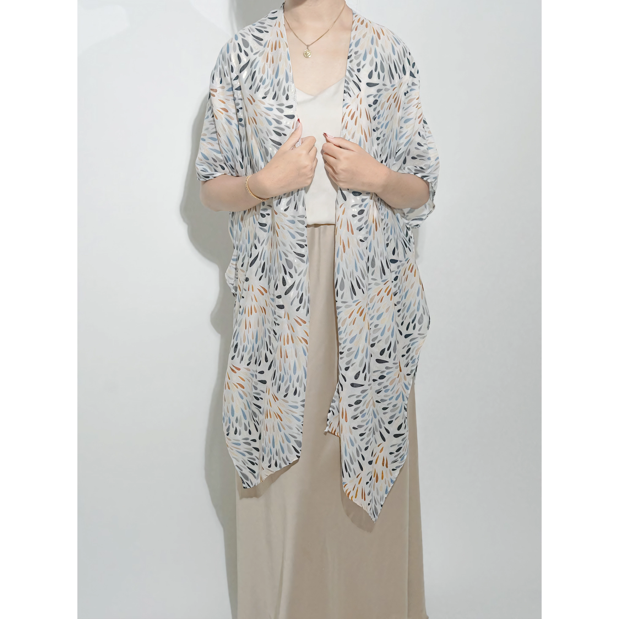 ITSFRIDAY Aralea Premium Women's Outerwear | Nusamade ITSFRIDAY Aralea Premium Women's Outerwear - Image 2