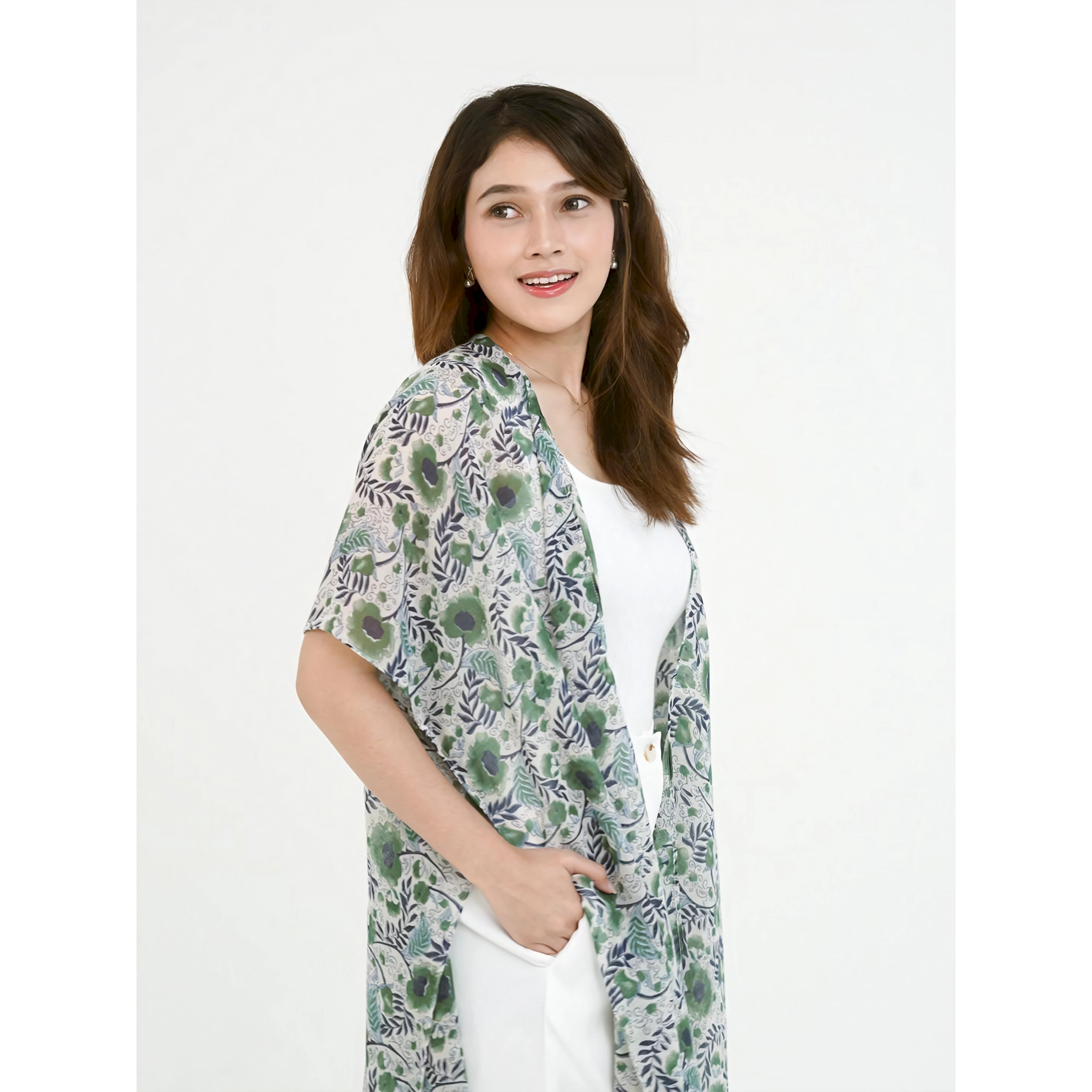 ITSFRIDAY Ghaizka Women's Premium Outerwear | Nusamade ITSFRIDAY Ghaizka Women's Premium Outerwear - Image 4