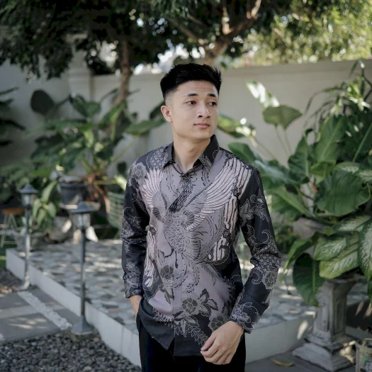 Batik Baron Men’s Slimfit Long Sleeve Batik Shirt with Full Lining (Cool, Soft Fabric) – Merak