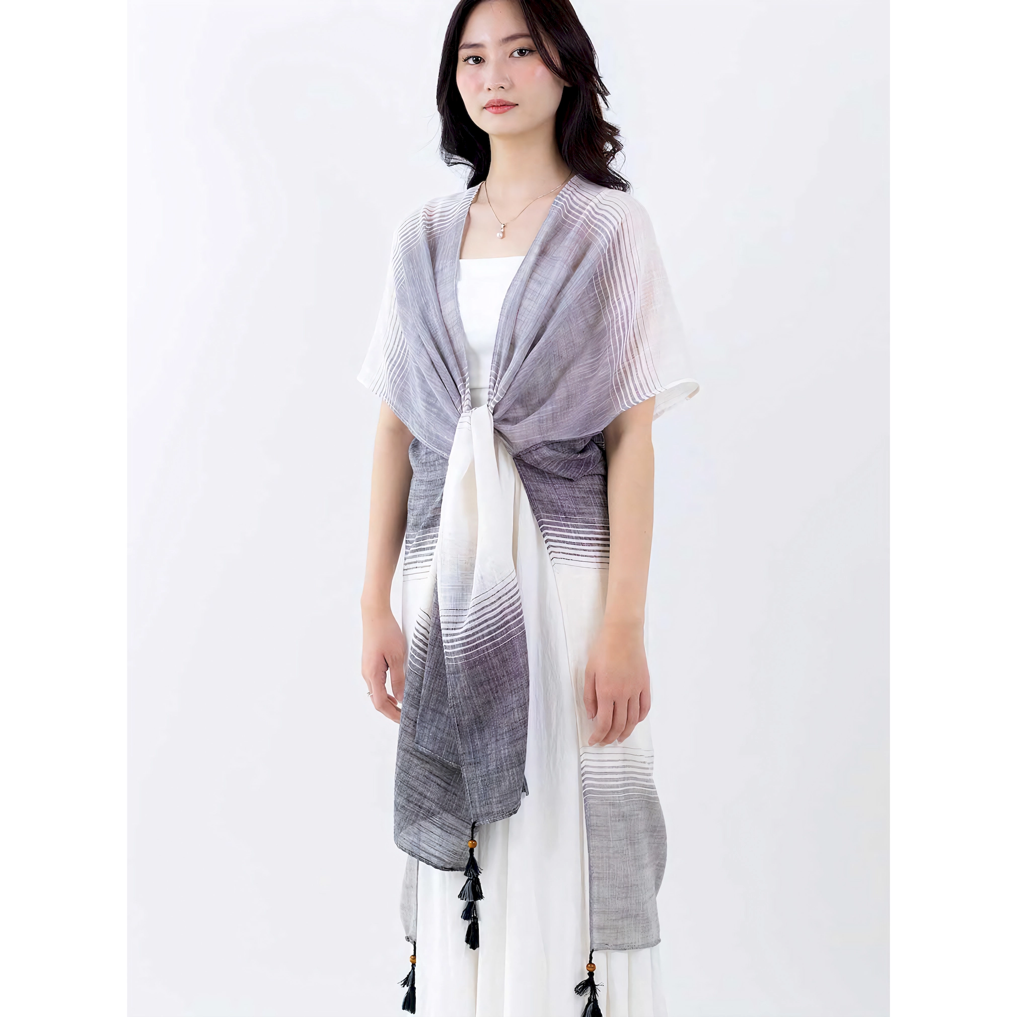 ITSFRIDAY Ozora Black Outerwear for Women | Nusamade ITSFRIDAY Ozora Black Outerwear for Women - Image 4