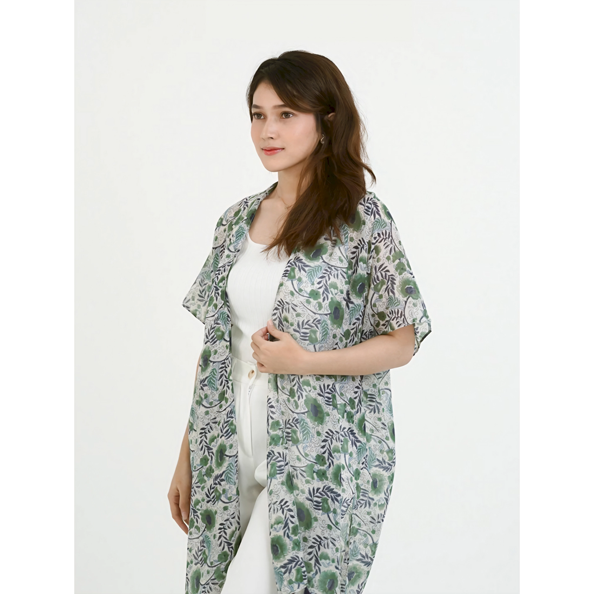 ITSFRIDAY Ghaizka Women's Premium Outerwear | Nusamade ITSFRIDAY Ghaizka Women's Premium Outerwear - Image 2