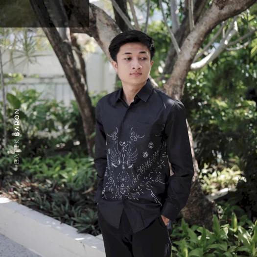 Batik Baron Men’s Long Sleeve Primisima Cotton Full Lined Batik Shirt – Mandala