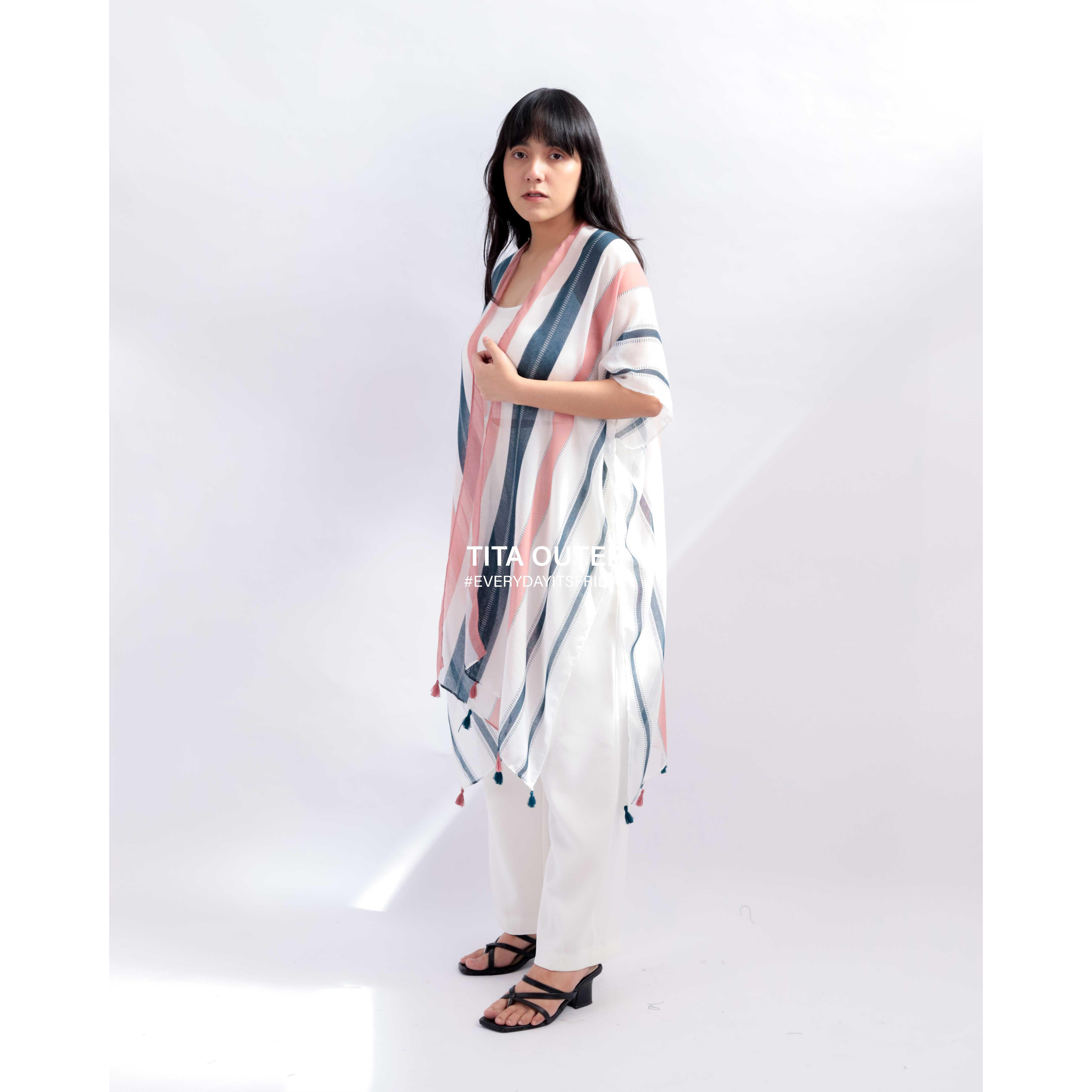ITSFRIDAY Tita Premium Women's Outerwear | Nusamade ITSFRIDAY Tita Premium Women's Outerwear