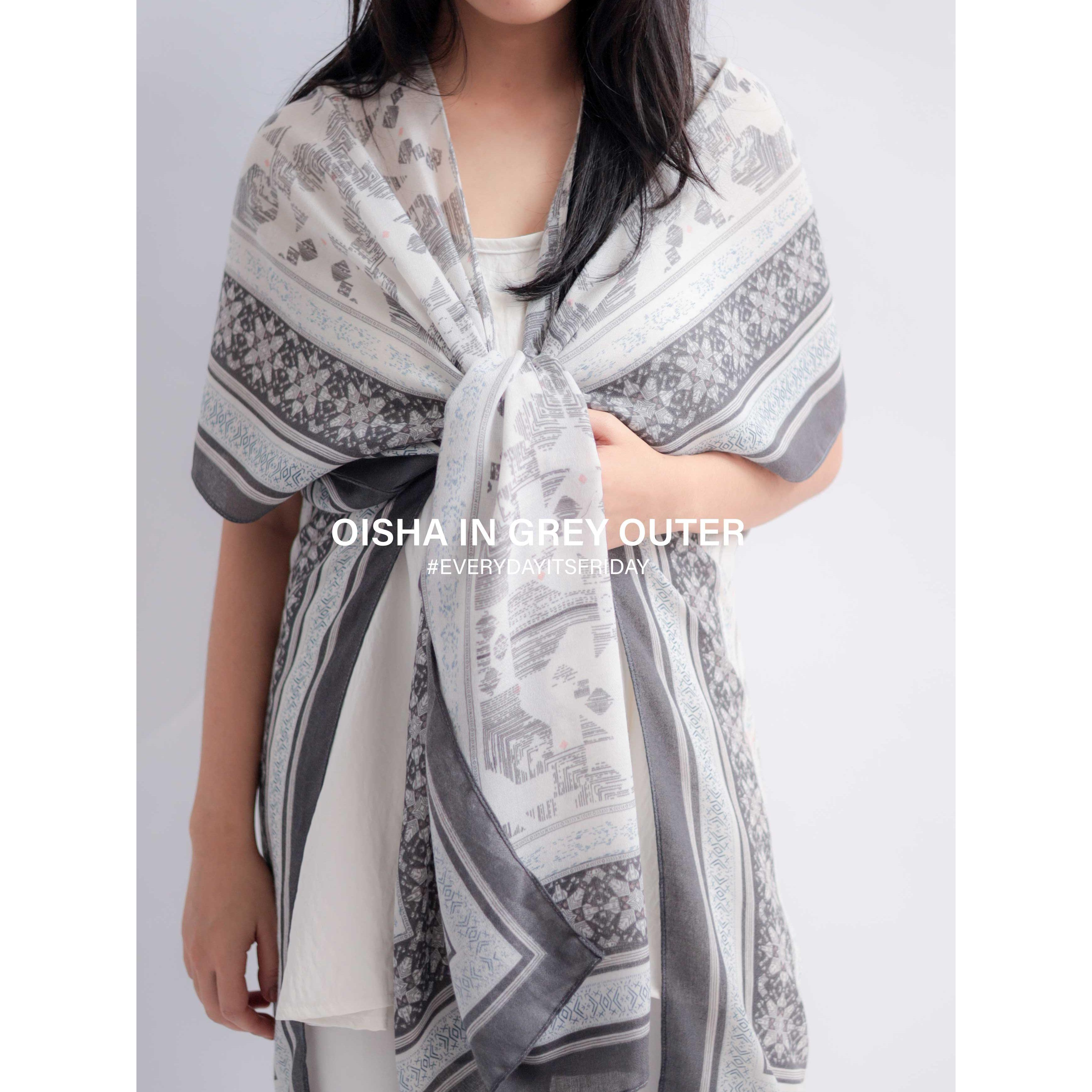 ITSFRIDAY Oisha in Grey Chic Outerwear for Women | Nusamade ITSFRIDAY Oisha in Grey Chic Outerwear for Women - Image 4