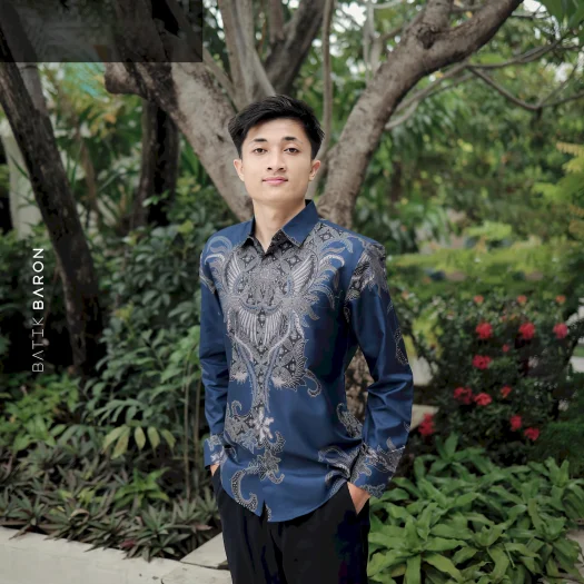 Batik Baron Men’s Slimfit Long Sleeve Premium Batik Shirt with Lining (Cool, Soft Fabric) – Sangkara