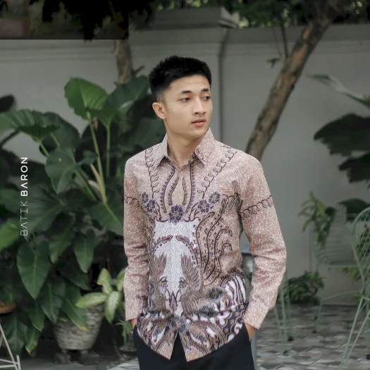 Men’s Long Sleeve Cotton Premium Batik Shirt – Wibawa Coksu by Batik Baron