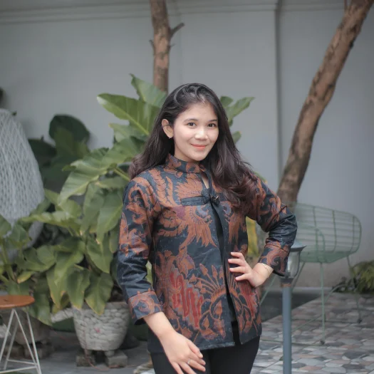 Batik Baron Women’s Primisima Cotton Batik Blouse with Full Lining – Srimulya Sogan