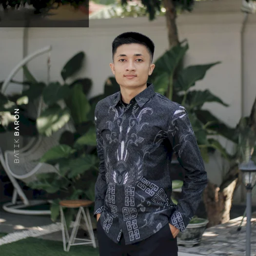 Batik Baron Men’s Long Sleeve Slimfit Batik Shirt with Full Lining (Cool, Smooth & Soft Fabric) – Prasojo