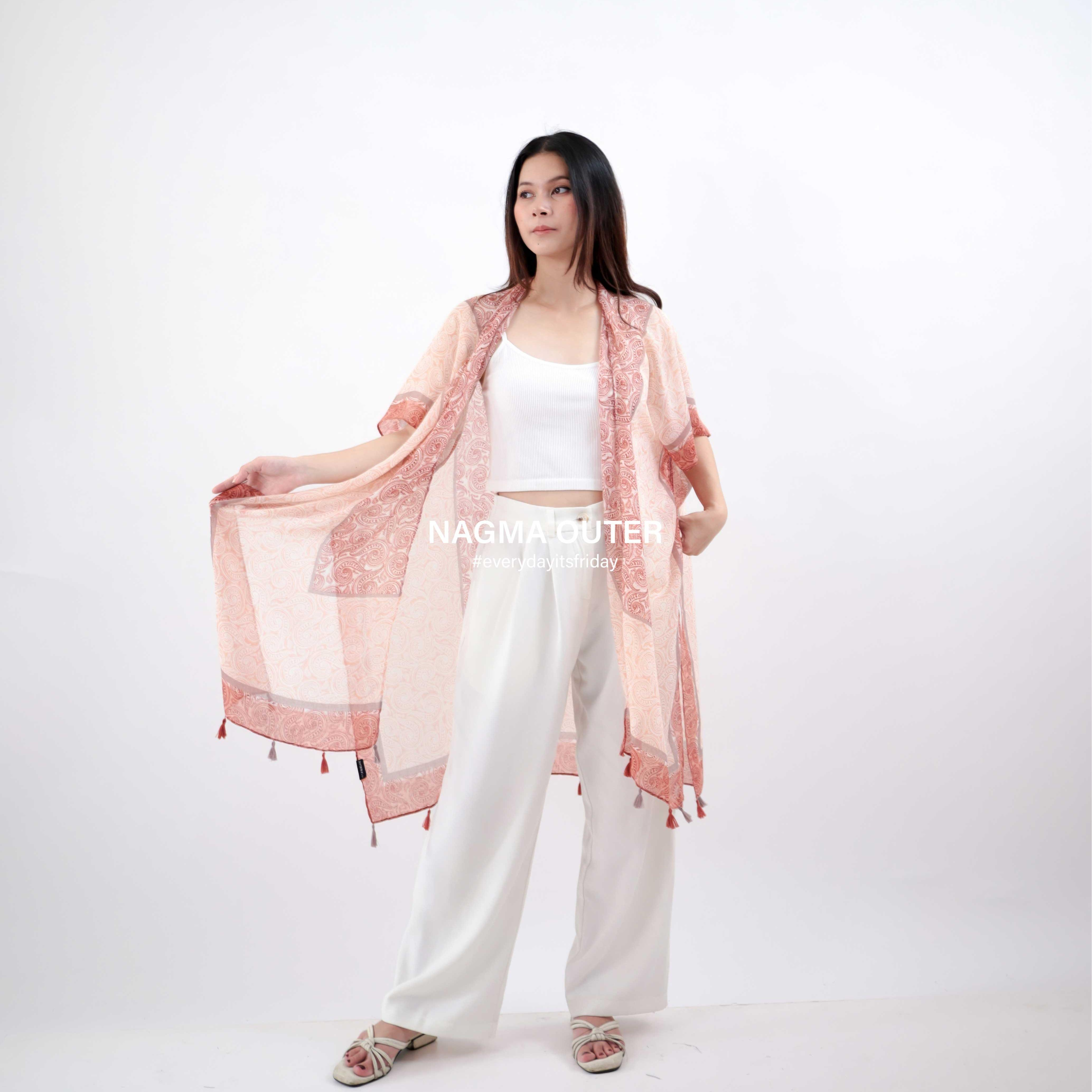 ITSFRIDAY Nagma Premium Women's Outerwear | Nusamade ITSFRIDAY Nagma Premium Women's Outerwear - Image 3